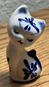 Cute! Delft Cat Miniature Figurine Porcelain Blue &White Vintage ELESVA HOLLAND - Bild 1 von 3