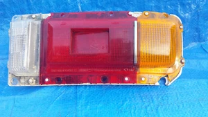 Toyota Rear Tail Light Assembly RH.  Used SAE AIR(2)S(2)T2, 12-52R - Imagen 1 de 8
