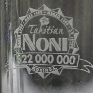 1999 Tahiti Noni Morinda Schnapsglas 4" hoch - Bild 1 von 3