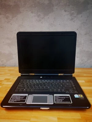 E.System 3086 Personal Laptop - Black (G335 Series) *FAULTY - Spares Or Repairs* - Image 1 of 4