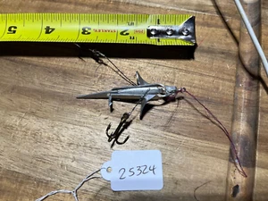 Señuelo de pesca resistente de metal vintage (25324) - Imagen 1 de 5