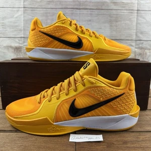 Nike Sabrina 2 TB Promo University Gold Schwarz HM5038-701 Damengröße 9,5/Herren 8 - Bild 1 von 8