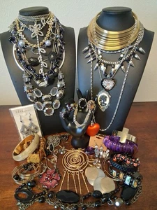 45+ Vintage - jetzt Herbst schwarz silber goldfarben Mode Nachlass Schmuck 4,5# AL86 - Bild 1 von 18