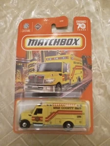 Matchbox International Workstar Ambulance EMS Diecast 1/64th Scale Carded Yellow - Picture 1 of 24