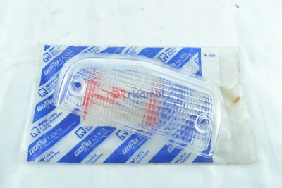 TRASPARENTE FANALE FRECCIA ANTERIORE SINISTRO LANCIA PRISMA - LANCIA 9938717 - Immagine 1 di 3