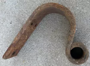FORD THUNDERBIRD REAR SUSPENSION LEAF SPRING SHACKLE SUPPORT BRACKET 1958-1960 - Picture 1 of 9