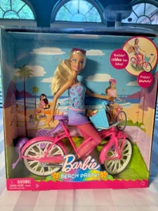2008 Mattel Barbie Beach Party Puppe und Fahrrad Neu in OVP Barbie fährt ihr Fahrrad - Bild 1 von 4