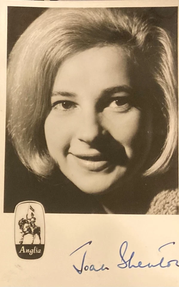 JOAN SHENTON MERRY GO ROUND 4 WHAT ITS WORTH 1967 PHOTO AUTOGRAPH Signed POW#99 - Image 1 of 1