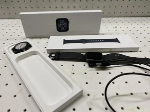 Timex Expedition Watch & Smart Fitness Watch Schwarz Bundle USB Ladegerät Boxen Set - Bild 1 von 11