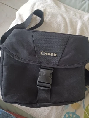 Canon Camera Carry/Shoulder Bag Black Bag - Image 1 of 4