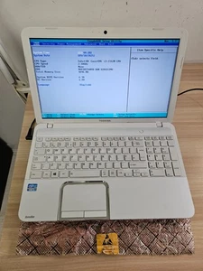Toshiba Satellite L850-1LK - i3-2312M - 4GB Ram - No Storage - Picture 1 of 14