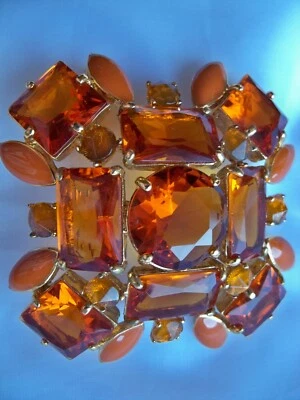 DE COLECCIÓN BROCHE NARANJA ÁMBAR JOAN RIVERS COLECCIÓN CLÁSICA "RETURN TO SPLENDER" Foto 1 de 4