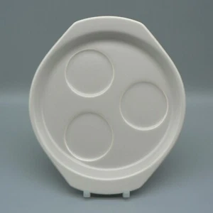 POOLE KERAMIK TAUBENGRAU GLASUR KRUZIFIX SET STÄNDER MEER WAPPENFORM OHRENTABLETT 3 STÜCK - Bild 1 von 8