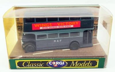 Corgi 1/76 Scale Model D599 - AEC Bus - RAF Battle Of Britain 1940-1990 - Bild 1 von 2