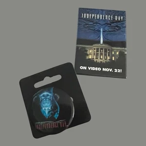 2-1996 Independence Day Vintage Movie Button Promo Pin Will Smith - Picture 1 of 3