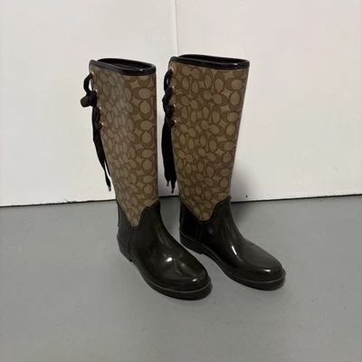 Botas de lluvia Coach para mujer con estampado de firma oliva talla US 5,5 EU 36 Foto 1 de 4
