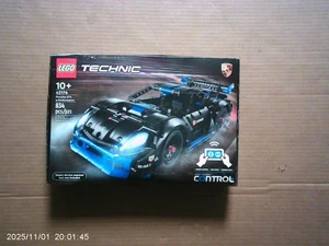 LEGO T ECHNIC PORSCHE GT4 # 42176 834 piezas 10+ mando a distancia, luces de alta velocidad - Imagen 1 de 7