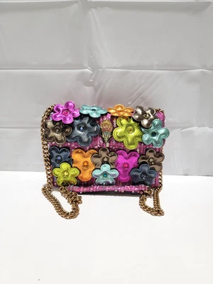 Bolso Bandolera Kurt Geiger The Kensington 3D Floral Margarita Mediano Foto 1 de 4