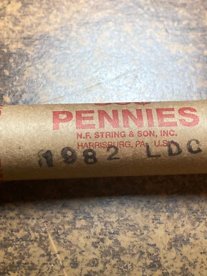 1982 (P) COPPER (LARGE DATE) "BU"  LINCOLN MEMORIAL CENT PENNY ROLL  50 COINS - Image 1 of 2