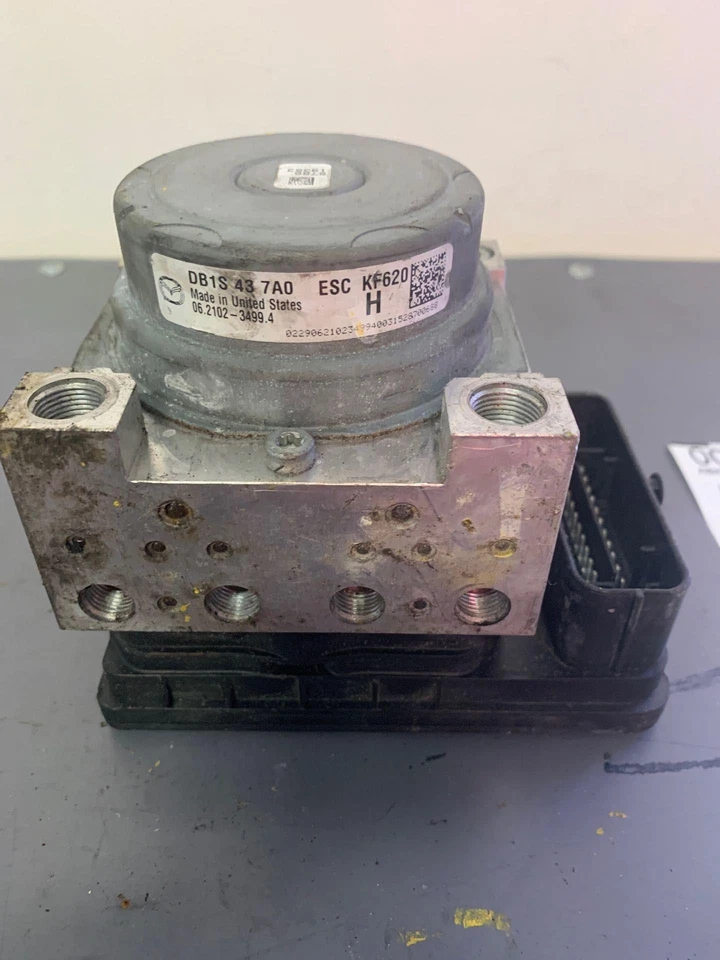 ✅ Bomba ABS Toyota Yaris 2017 PN:DB1S437A0 OEM Foto 1 de 4