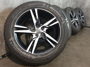 Volvo XC60 II R Design Jantes Alu Pneu Hiver 235/55 R 19 82% 31423931 32327353 - Bild 1 von 11