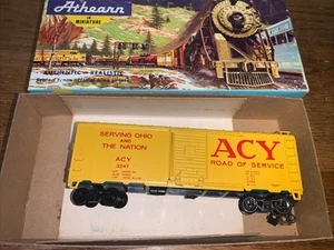 Athearn HO Scale ACY “Road Of Service” 40’ SD Boxcar Road# ACY 3247. LN - Picture 1 of 4
