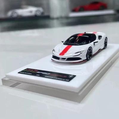 ART 1:64 Blanco Ferrari SF90 Super Sports Car Resina Coche Modelo Edición Limitada Foto 1 de 4