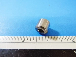 YAMAHA 69 70 L5T L5TA NOS OEM TRANSMISSION COLLAR 90387-06017-00 jh - Picture 1 of 4