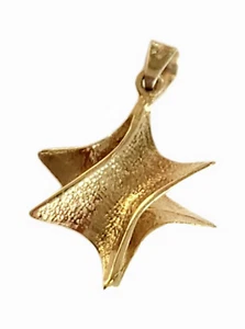 3D - Two Layers - 14K Gold Star of David smooth & Texture 1.95g - 26mm #2 - Picture 1 of 2