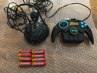 The Batman and Spider-Man 3 Marvel DC Comics Jakks Pacific Plug Play Game Lot - Image 1 of 2