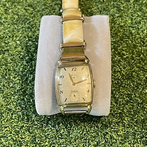 Vintage Lord Elgin Watch Mens 14kt Gold Filled Case And Braclet Well Maintained - Picture 1 of 16
