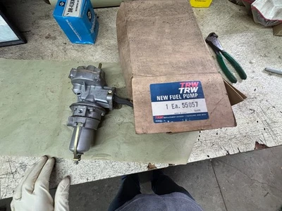 BOMBA DE VACÍO COMBUSTIBLE DOBLE ACCIÓN TRW 55057 9W INTERNATIONAL 152 195 Foto 1 de 4