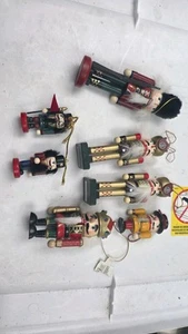 VINTAGE WOODEN NUTCRACKERS FOR CHRISTMAS - Picture 1 of 4