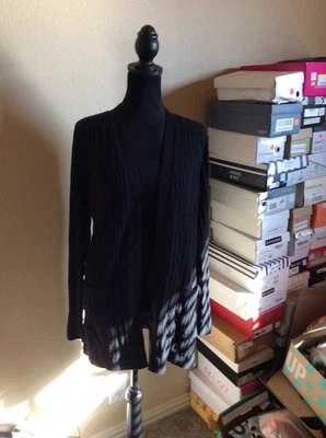 Chaqueta suéter negra Kim Rogers Foto 1 de 2