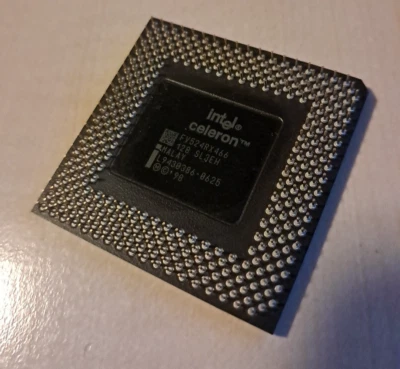 Intel Celeron SL3EH 466MHz/128KB/66MHz FSB Sockel 370  FV524RX466 CPU - Immagine 1 di 2