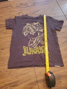 Children's Jurassic Park Shirt Youth Size 8 - Picture 1 of 6