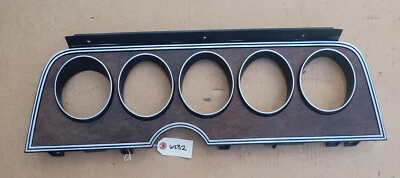 Cuadro de instrumentos Mercury Montego 1972 bisel de tablero Foto 1 de 2
