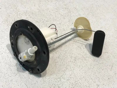 Unidad de envío de bomba de combustible Subaru WRX y STI 2015-2021 transmisor de nivel secundario OEM Foto 1 de 4