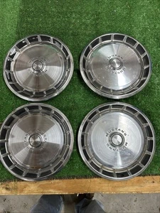 Set Of Four 1970 - 1973 Ford Mustang Hubcaps Wheelcovers - Picture 1 of 15