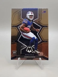 2022 Panini Mosaic - Rookies #309 James Cook (RC) 💥 Bills - Picture 1 of 2