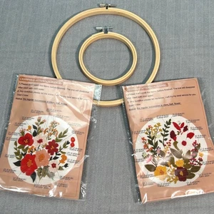 Embroidery Starter Kits Floral Pattern Embroidery Hoops Set of 2 Preprinted Vtg - Picture 1 of 7