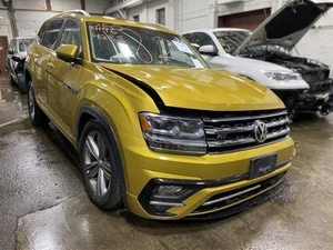 ROOF MOUNTED OVERHEAD CONSOLE Volkswagen Atlas 18 19 20 21 22 1397862 - Picture 1 of 12