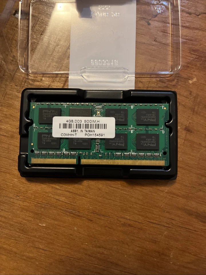 Memoria PNY 4GB SO-DIMM 1333 MHz PC3-10600 DDR3 (MN4096SD3-1333) Foto 1 de 1