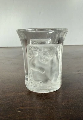 Cristal de chupito Lalique Francia LES ENFANTS 1 3/4" impecable Foto 1 de 4