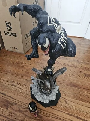 Estatua exclusiva Sideshow Venom Marvel formato premium Foto 1 de 2