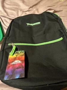 New Green Classic Lightweight Backpack School Travel Bag. With School Supplies - Picture 1 of 3