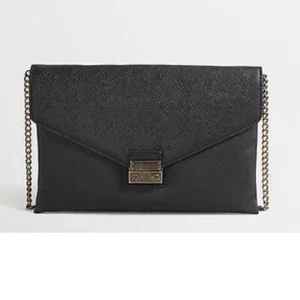J.CREW LOCK UMSCHLAG CLUTCH MIT KETTENRIEMEN - SCHWARZ NEU - Bild 1 von 6