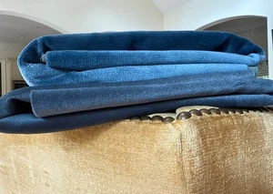 Blue Velvet Velour Fabric Remnants Lot ~2 Yards Upholstery Sewing Crafts Décor - Picture 1 of 16