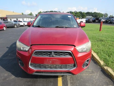 2013 Mitsubishi Outlander Sport Engine Fuse Box OEM 8565A266 - Image 1 of 4