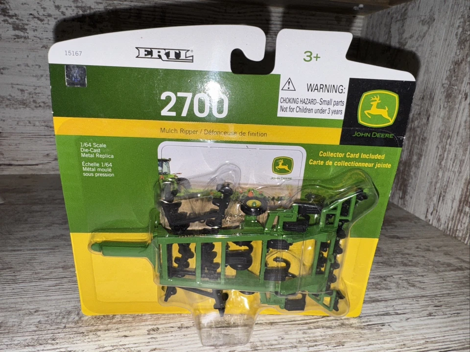 1/64 Scale John Deere 2700 Mulch Ripper Die-cast Ertl Tillage Equipment - Image 1 of 4